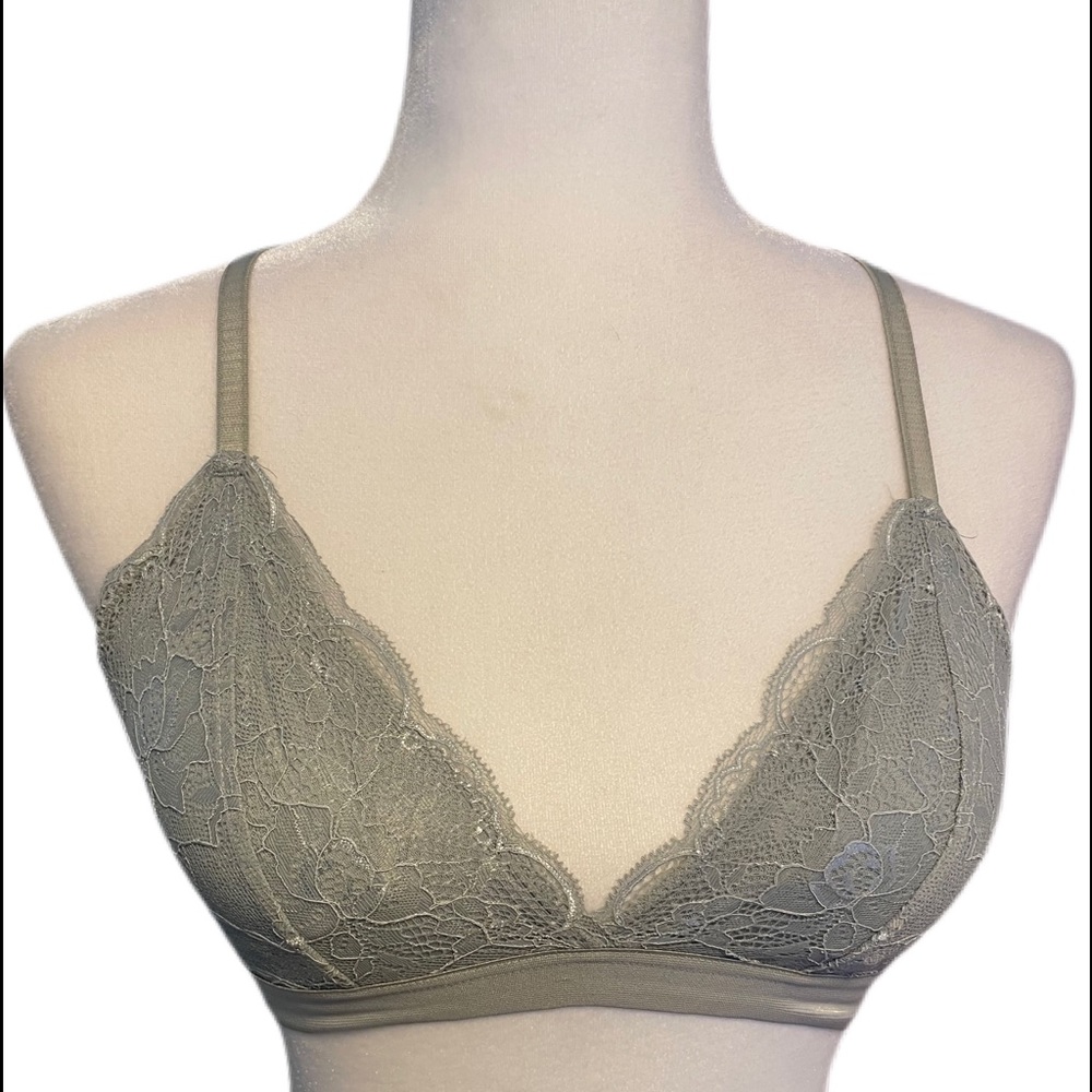 Express silver grey lace bralette size M